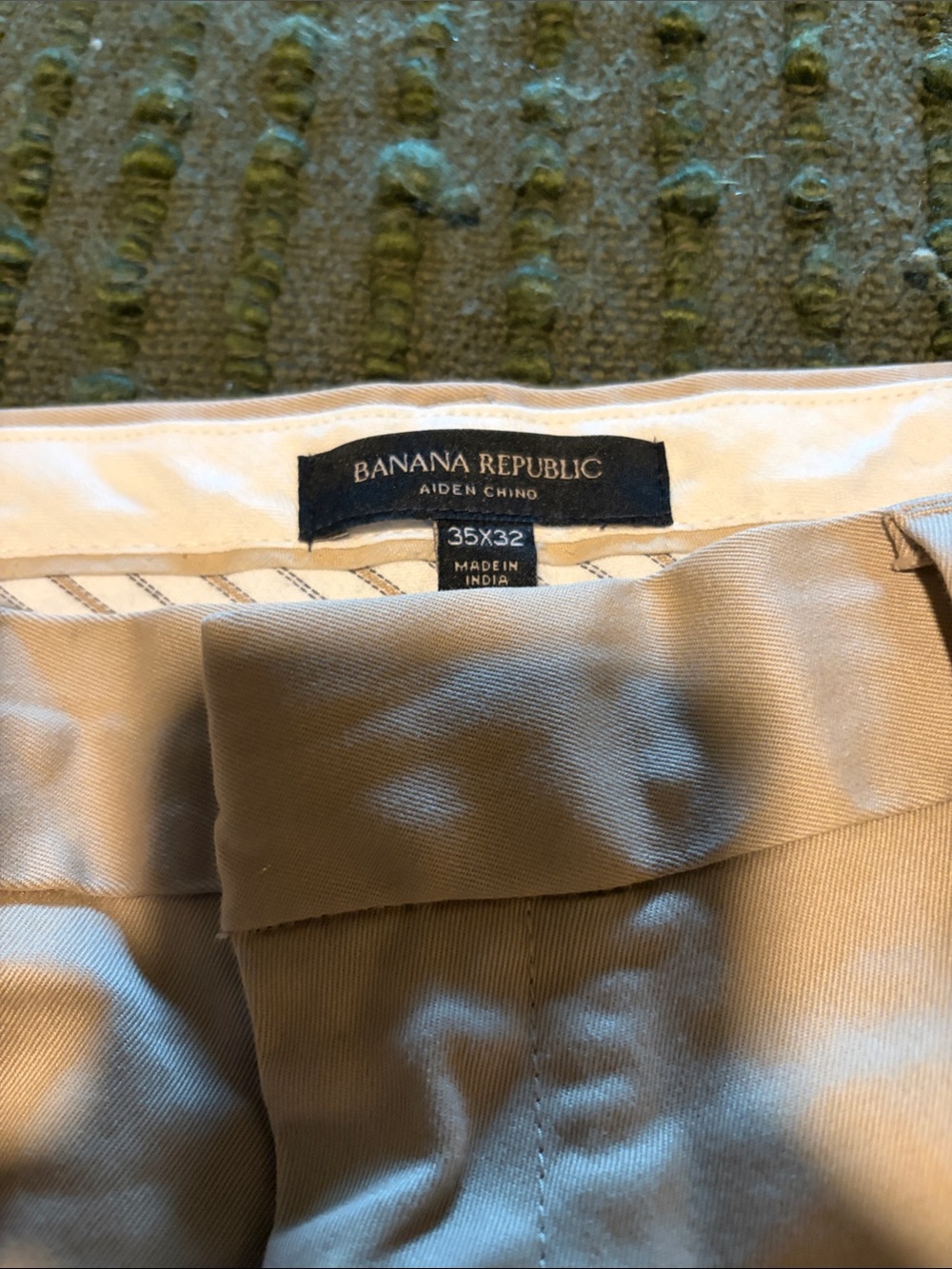 Banana Republic Aiden Men’s Chino Pants — Tan
